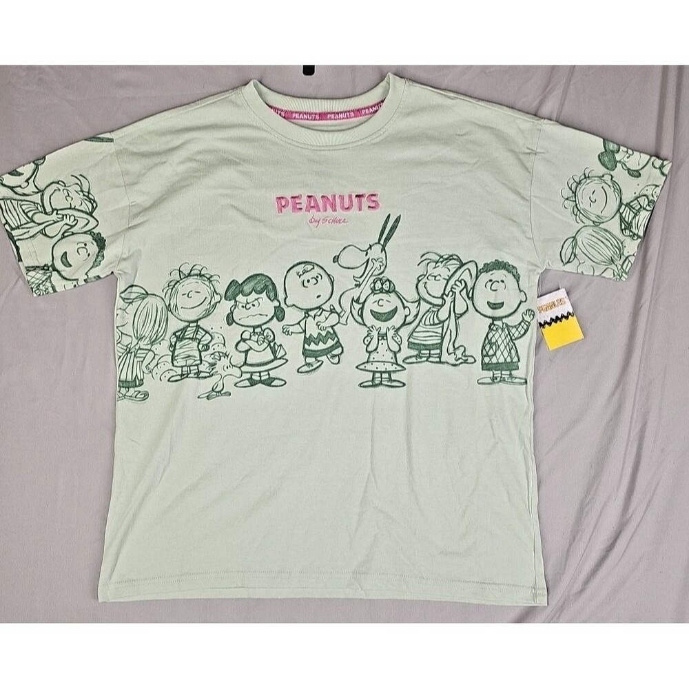 Peanuts Graphic T Shirt Women’s Medium Sage Snoopy Charlie Brown NWT